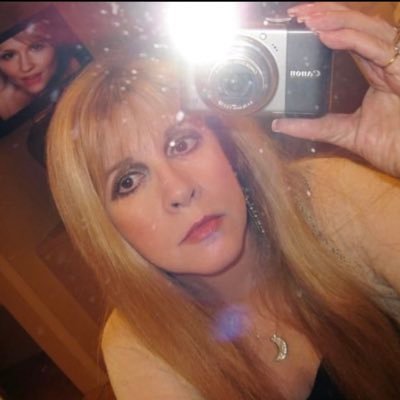 meljj0's profile picture. LA | BOSTON 🧸🌈🧚🏻