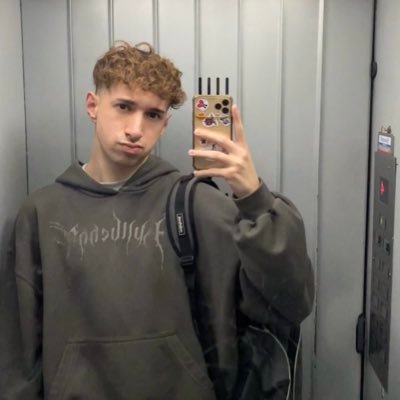 Juliugalde16's profile picture. solo faveo