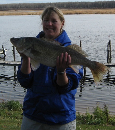 mnbecky's profile picture. just me