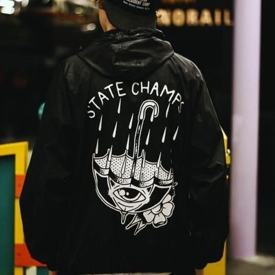 Ficritiew_17's profile picture. Walk away from all the negativity in life.