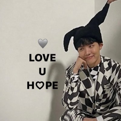 Hobiのすべてが大好き♥️ 毎日心の中で、「ホビ〜、サランへ〜」って言い続けてる♥️Hobi is myhope♡45↑大人アミです。 無言フォロ〜大歓迎。アミさんフォロバさせていただきます。たくさんのアミさんと繋がりたいな。韓国語勉強中📔📚