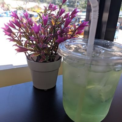 poy22334's profile picture. LOOKING FOR FRIENDS