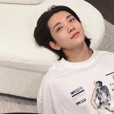 itsstrshng's profile picture. sundaymorningnishuaaa