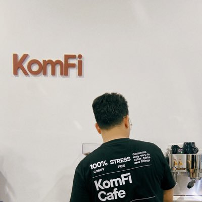 Menekan & Menuras di @komfi_cafe