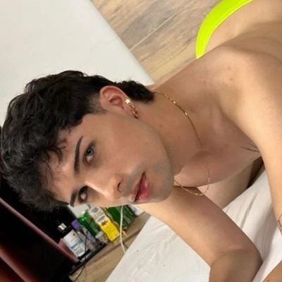 🇨🇴 Twink versatil | IG: Diego.diazoficial | Adult Content Creator 🔞| OF💙 Phub 🟠⚫️ | Dm for collabs 📩🔥

https://t.co/3wty6ltd5x