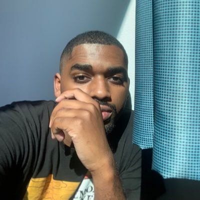 beyhive boy🐝 | I also stan Ariana, Chloe x Halle, Miley🤍 🚨💋 | #BlackLivesMatter #BlackTransLivesMatter | #BreonnaTaylor🤎 | 25 ♒️ |