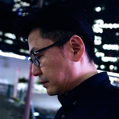 エイキです。写真を撮っています。津軽x伯耆hybrid. 私の撮る写真は美人画を体現したもの。フィルムの粒状感が好き。女性の情念や湿度、愛情という美しさを表現したい DTM作曲家/ピアノ好き Keyboardist/Coffee Roaster 本業Organic Importer@Tokyo
