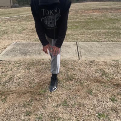 ELMS / 2028 WR/DB Route runner seatbelt 5’10 (3.50GPA) email: drayleng12@gmail.com / ig drayleng21
