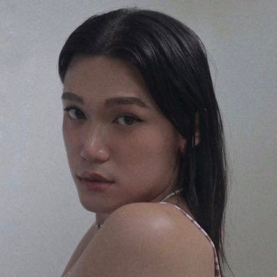 CarlJBadillo's profile picture. thriving ʚїɞ