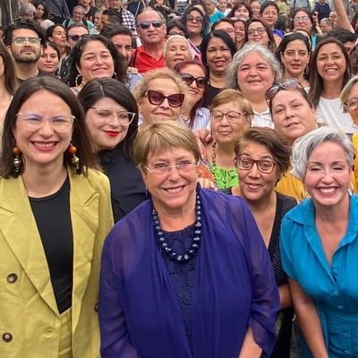 Movimiento Bacheletista. Defensor@s del Legado de transformaciones sociales impulsadas por la Presidenta @mbachelet. 🌟 10.02.2018. #ContigoChileMejor