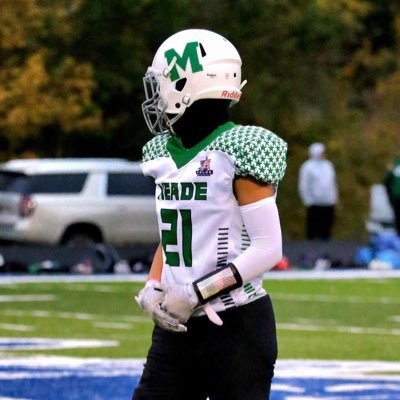 #21 6'0 171 pounds Wr and Outside linebacker 3.67 gpa Class of 2028 Meade county Email:Jaydinharris200@gmail.com