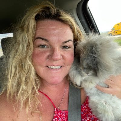 rachdahling's profile picture. 