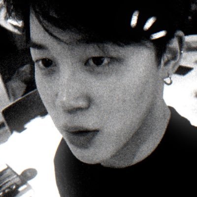 vesperkoo's profile picture. 𝘆𝗼𝗼𝗻𝗴𝗶; 𝚖𝚢 𝚘𝚗𝚕𝚢 𝚕𝚒𝚐𝚑𝚝 𝚒𝚗 𝚝𝚑𝚎 𝚍𝚊𝚛𝚔𝚗𝚎𝚜𝚜. @BTS_twt ♡ tsukishima’s gf.