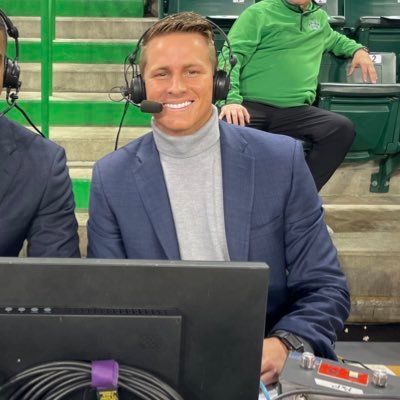 📺 Play-by-Play Broadcaster @ESPN | 🎓 Ball State University alum | 🍔 Shake Shack enthusiast | Tweets are my own