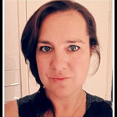 Sjantal's profile picture. Trotse mam van zoons 17 en 20 yo-❤-medewerker klantenservice-concerten-muziek-wijntjes-kaarsjes-kamperen-sushi.