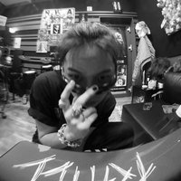 ce (@cchoihyun_) 's Twitter Profile