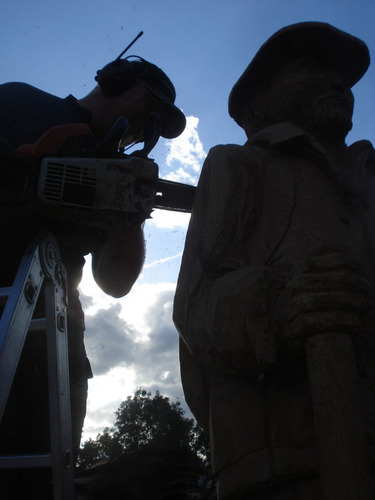 hwskulptur's profile picture. twittert über Landwirtschaft, Gemüseanbau, Forst, Holz, Metallbau + Technik, Design, Kunst/Skulpturen, eigene Werke, alltägliche Dinge, Katzen und andere Tiere