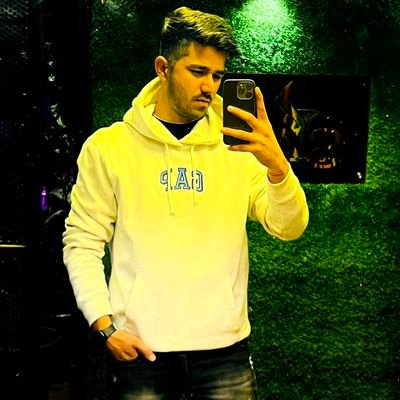monik_malviya's profile picture. Have more than you show,
Speak less than you know