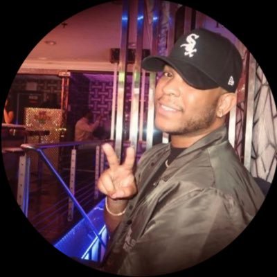 Yliam17's profile picture. socially antisocial• #house #techno #trace