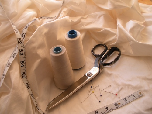 Bristol dressmaker. Maker of bespoke wedding dresses and beautiful clothes for special occasions. Alteration specialist.