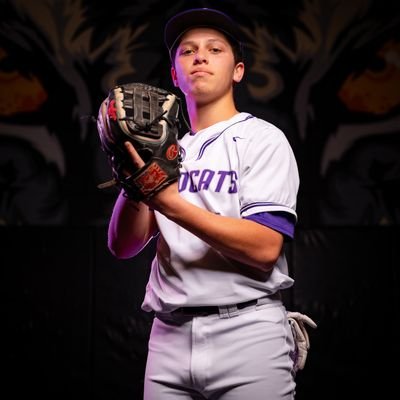 RH Sub/Side Slot Pitcher
Class of 2025
Switch hitting MIF/OF
Isaiah.brooks2025ahs@gmail.com
GPA 3.5
Angleton High School