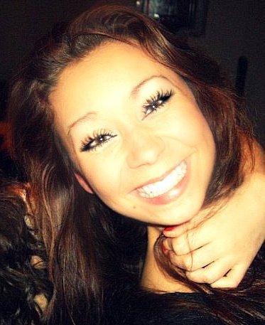 AnnaMarieBeal1's profile picture. 