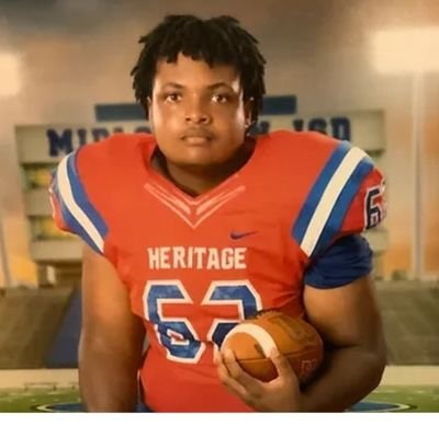 Class of 2027 Midlothian Heritage High School 6’0 270 lbs. Right guard/ Defensive tackle