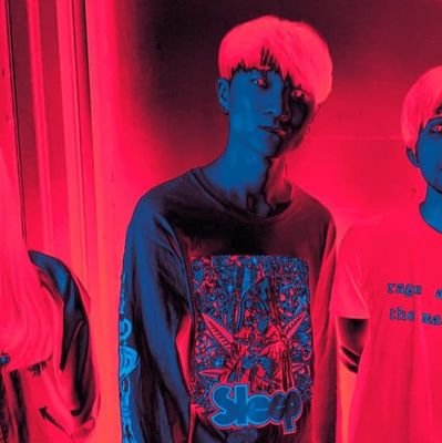 therapy_okapi's profile picture. 地底湖ba,vo @chiteiko_band　
曇ヶ原vo @kumorigahara