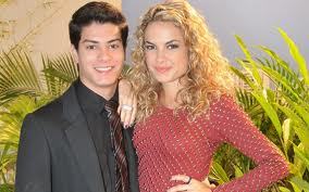 # fc club, rebelde é incarar a verdade sempre eu sou rebelde e vc sou lua__blanco e vcs que assisten a novela sabem como roberta messi é...... hahahahanh