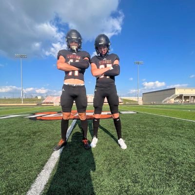 Farmington, MN - CO 2025 - WR/LS - 6’1 - 175lbs ll GPA 3.743 - #612-860-9397