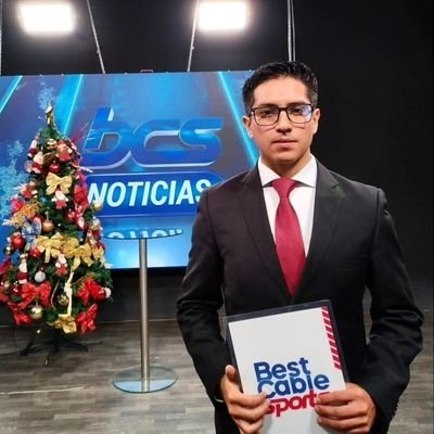 Apasionado por los deportes y el periodismo.
🎓Egresado de la carrera de Comunicaciones en @_USIL e @isil_pe

📺Actualmente en @bestcablesports6