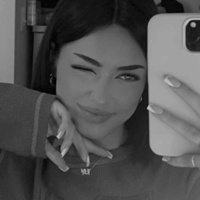 motmardah1's profile picture. لا يغريني مدح ولا يسقطني إنتقاد جميعهم آراء وانا القرار .. 🕊#الاتحاد