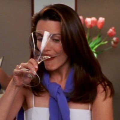 moquinning's profile picture. perfect angel, never done anything wrong in my life she/her