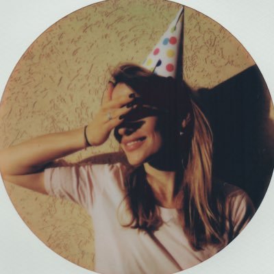 maryna_kit's profile picture. eyeliner sharp, existential crisis sharper