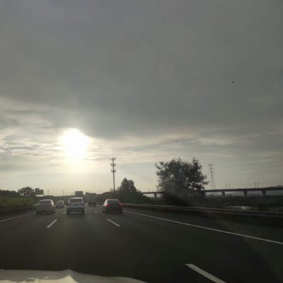 CengBaofu's profile picture. Can you reach the other side?