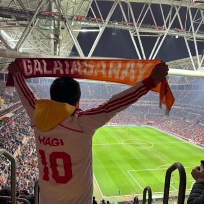 Hayırdır ! İngiltere Prensiyle mi Konuşuyorum?
  Sadece Galatasaray 🦁

Yorumları Patlayan Tweetleri Tutmayan Adam😂