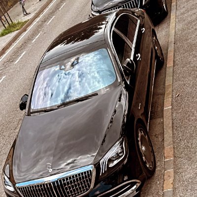 Exclusive Premium Services Italy 
Limousine | Black Car Services 
-Business Transfers
-Airport Shuttle Transfers
-Events | Parades | Vacations