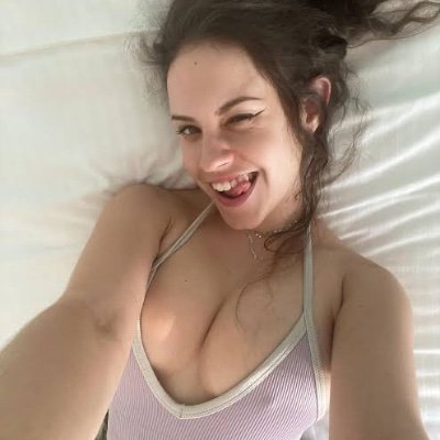 mel82553's profile picture. I’m Katy Nicole here to mingle or something serious 🥰❤️ dm me goggle chat mkate6264@gmail.com