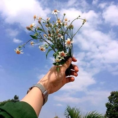 _MeftunbirKul_'s profile picture. Ne anlatacağını bilmesine rağmen 
seni sabırla dinleyen sadece Allah’tır..
⠀⠀ ⠀⠀⠀⠀⠀⠀⠀⠀⠀⠀⠀⠀