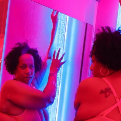 Sexy Single BBW 5’11 with a Huge Ass 65 inches Bi 🏳️🌈 SUB BDSM play Fluffy Content Creator, BBC fetish DM open Live video chats selling content.