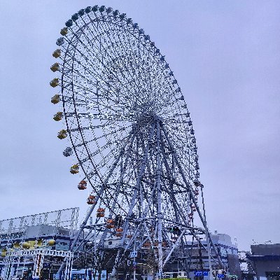 KevinRiver41's profile picture. 越过长城，走向世界  / 自黑才是一个人最好的品质 / 夏天就爱穿拖鞋