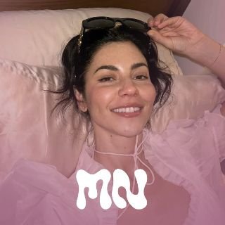 A source of news & information about Greek-Welsh singer @MarinaDiamandis. Pre-order 'Eat The World' now: