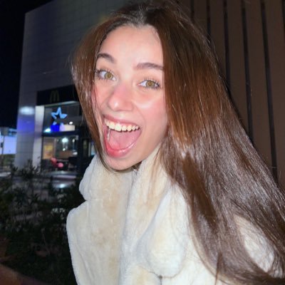 Si me ves twitteando mucho posiblemente debería estar haciendo otra cosa más importante