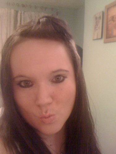 This girl knows how to have fun u know u want to follow me lol x x ps i love me lads the backstreet boys,and me main man nick carter x love ya nc x x