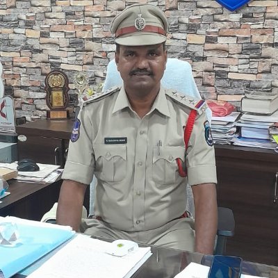 G Raja Gopal Reddy  - Inspector - Abid Road PS  8712660110
Reach us: https://t.co/sPeVxRxaPI