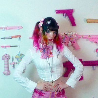 Future Rockstar 🎀🌈💖🦄🥩 ପ(๑•ᴗ•๑)ଓ ♡ Purveyor of bad taste, creator of worse, Harajuku girl from hell @/ennar1a on all other socials! Check out my music pl0x!