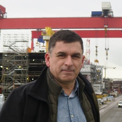 Technicien de production au chantier naval de Saint-Nazaire. Candidat sur la liste 