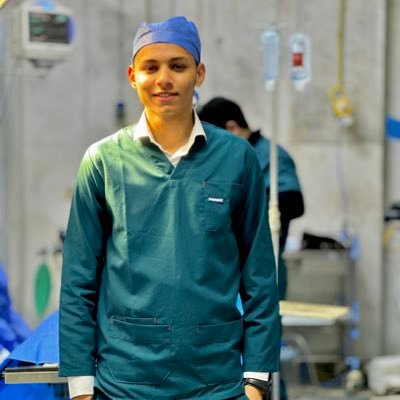 Elmaazoon_Ahmed's profile picture. Undergraduate doctor "(𝘈𝘜𝘋)