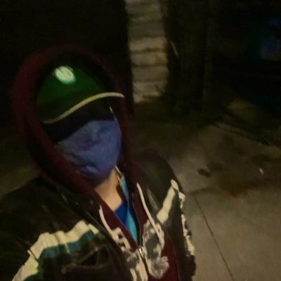 D&D player/Dm, aspiring streamer, and bird enthusiast. come watch me play games or hang out over at https://t.co/5OEzTs2lJl