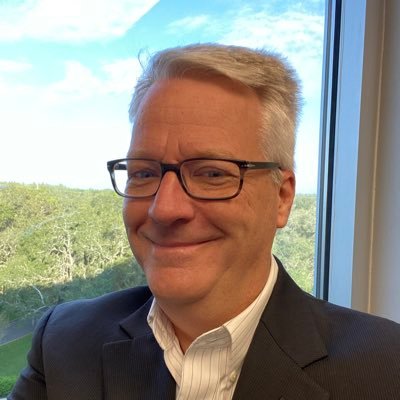 Pianodave's profile picture. Finance guy who plays the piano. Hey! I can use both sides of my brain!